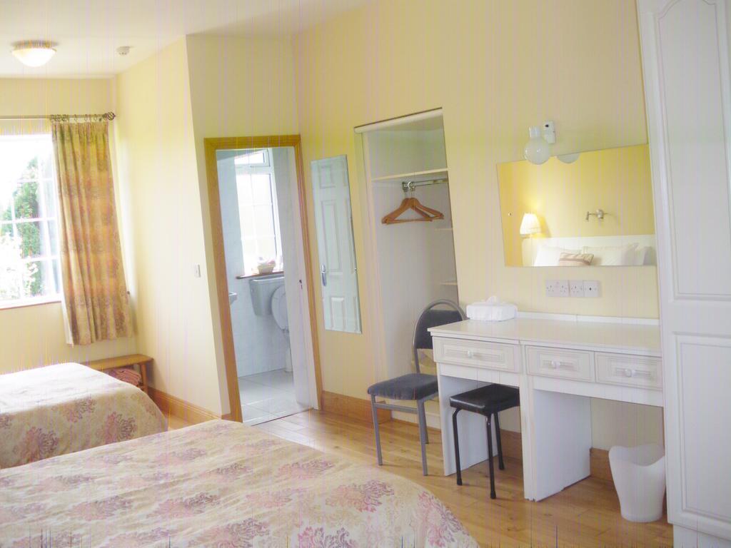 Bed and Breakfast Redwood Dunrine Zewnętrze zdjęcie