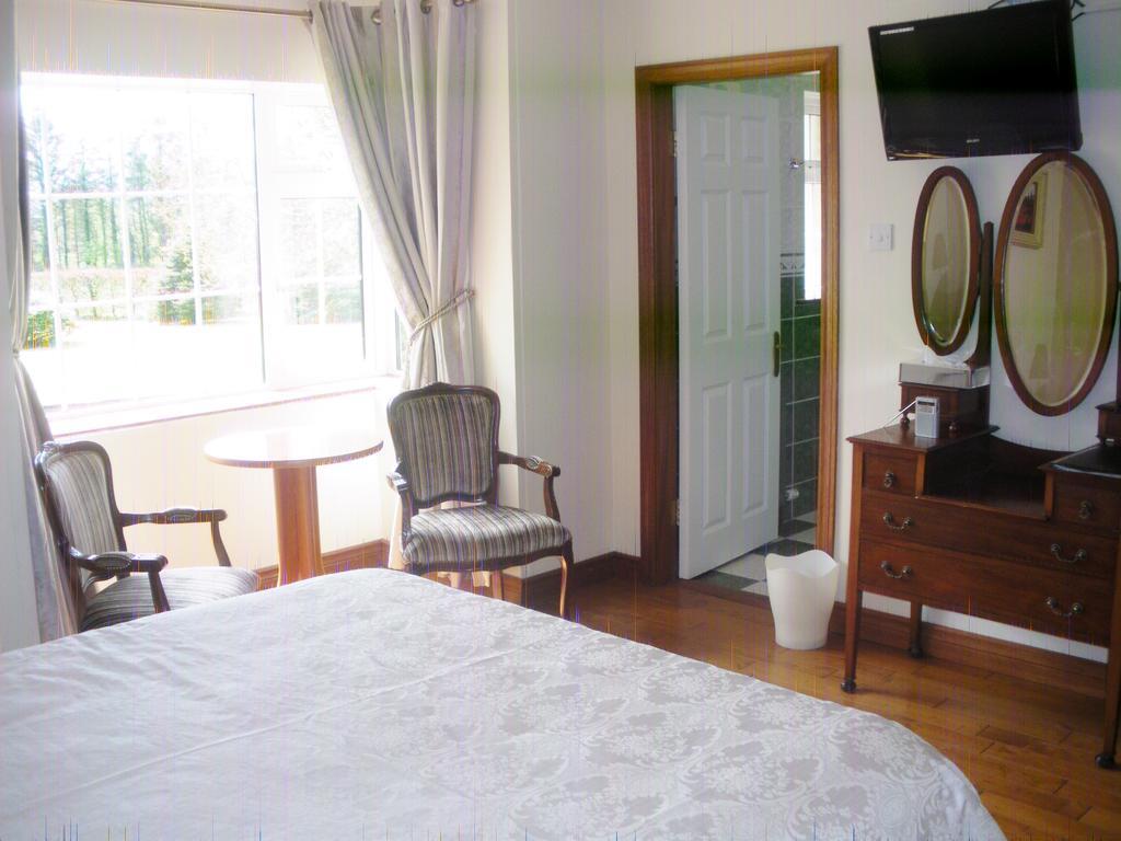 Bed and Breakfast Redwood Dunrine Zewnętrze zdjęcie