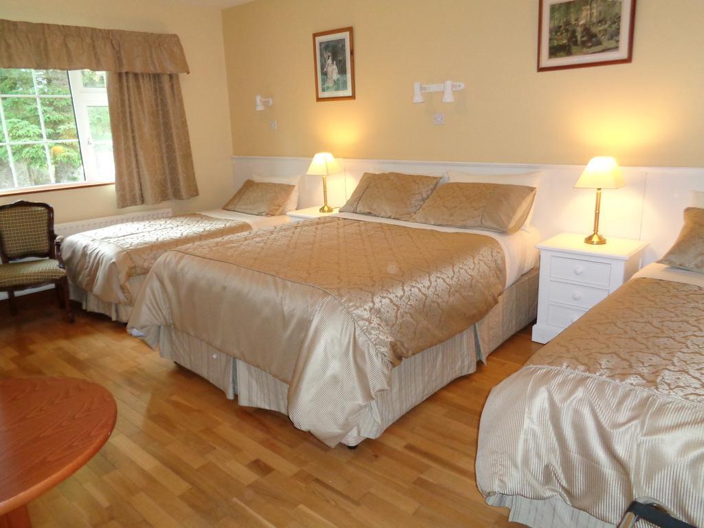 Bed and Breakfast Redwood Dunrine Pokój zdjęcie
