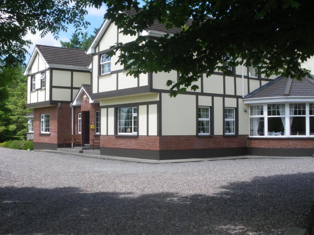 Bed and Breakfast Redwood Dunrine Zewnętrze zdjęcie