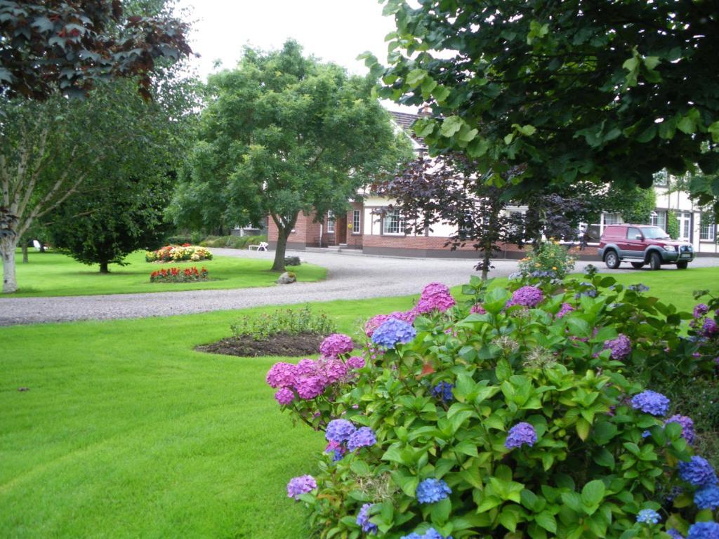 Bed and Breakfast Redwood Dunrine Zewnętrze zdjęcie